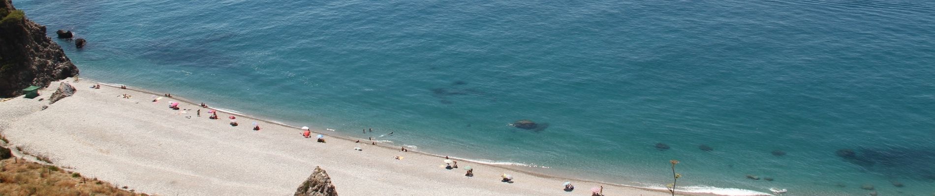 Playa de Verano Azul en Nerja
